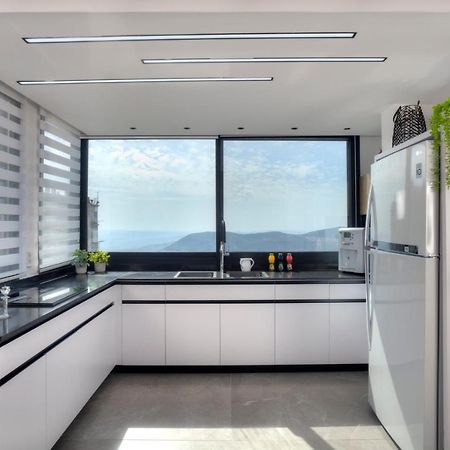 Open Skys Villa Safed Ngoại thất bức ảnh
